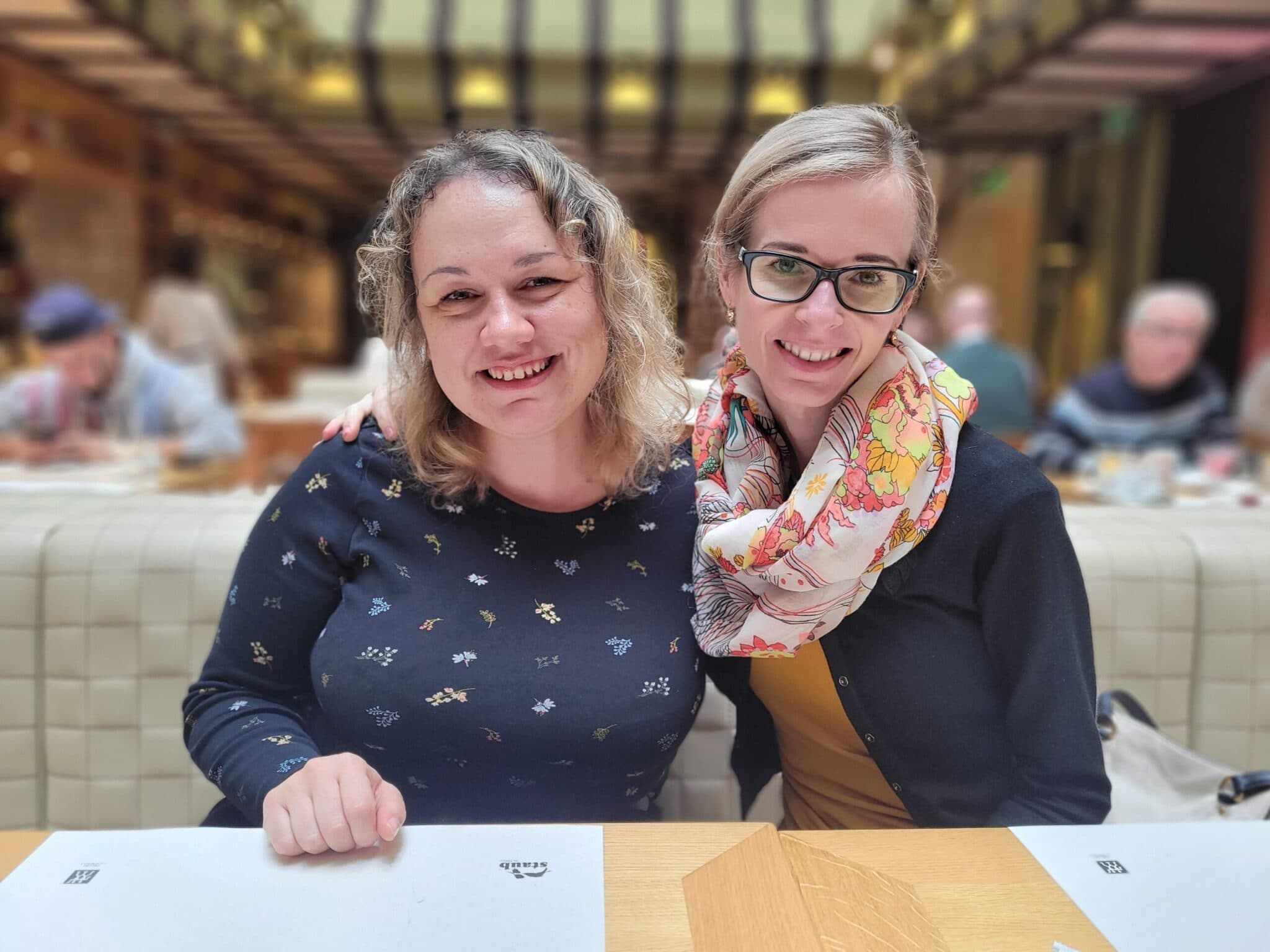 Ivana Vasilis (Key Account Manager TCC online) a Petra Hořejší, Human Resources Manager ASB Czech Republic
