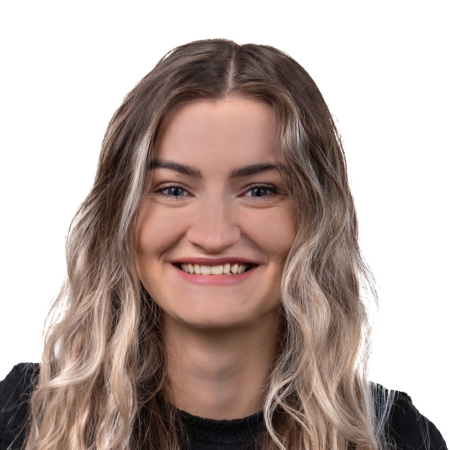 Adriena Turková_Key Account Manager TCC online